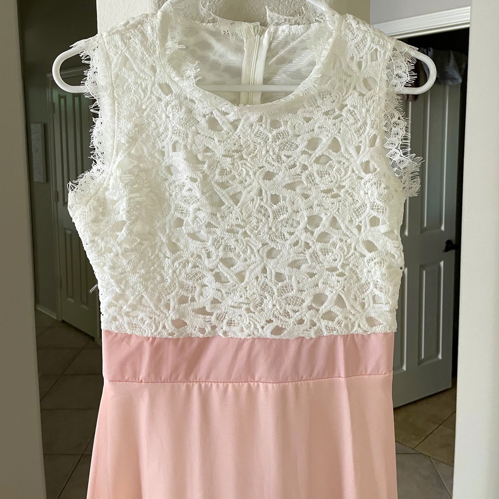 Pink & white dress size 0 or 2